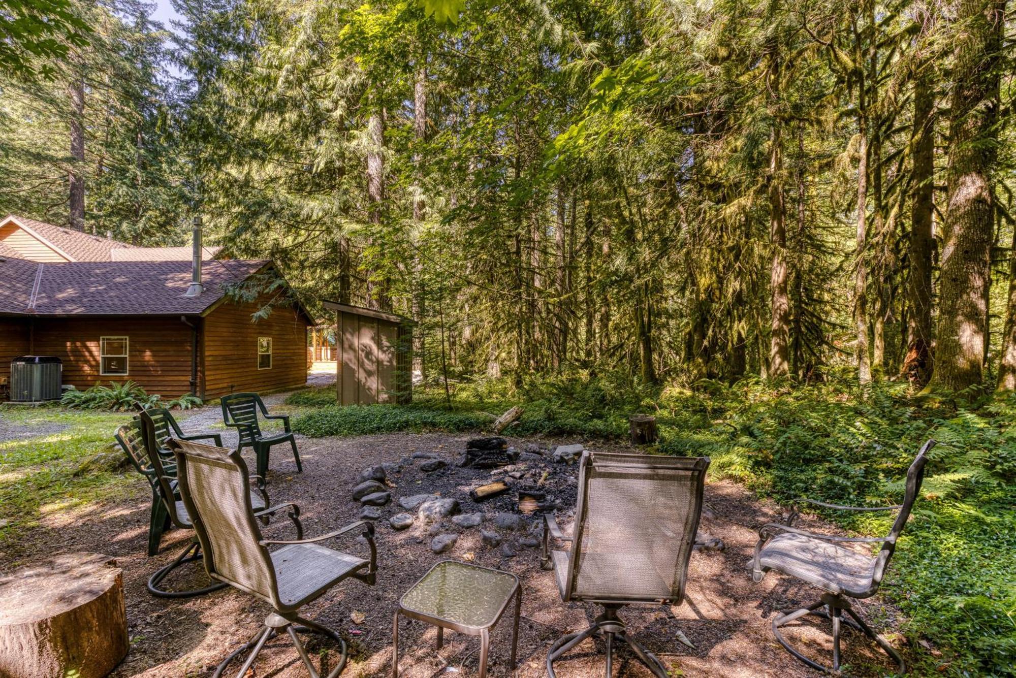 Salmon River Lodge Welches ภายนอก รูปภาพ